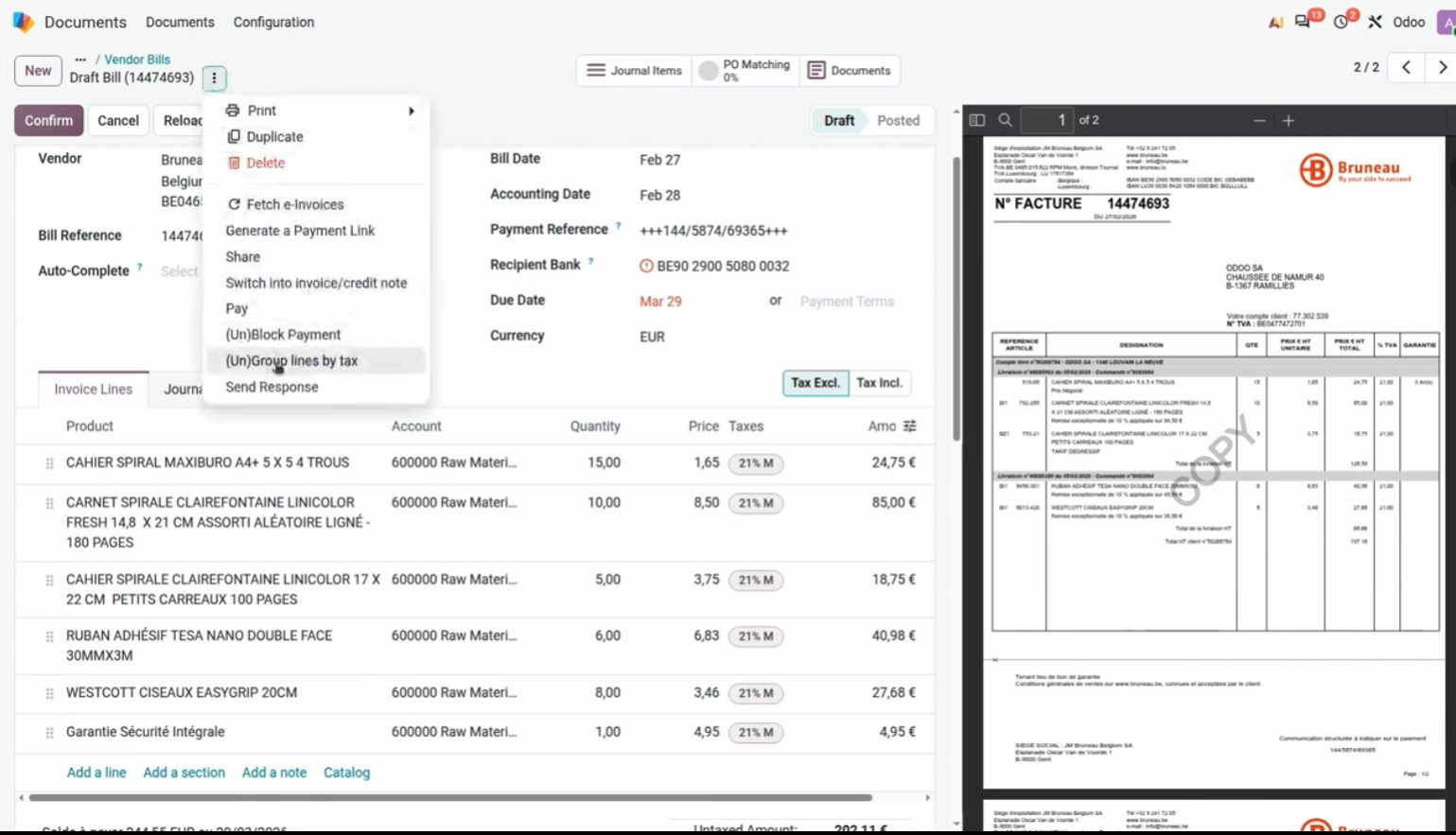 Agrupar líneas de factura por tipo de IVA en Odoo 20